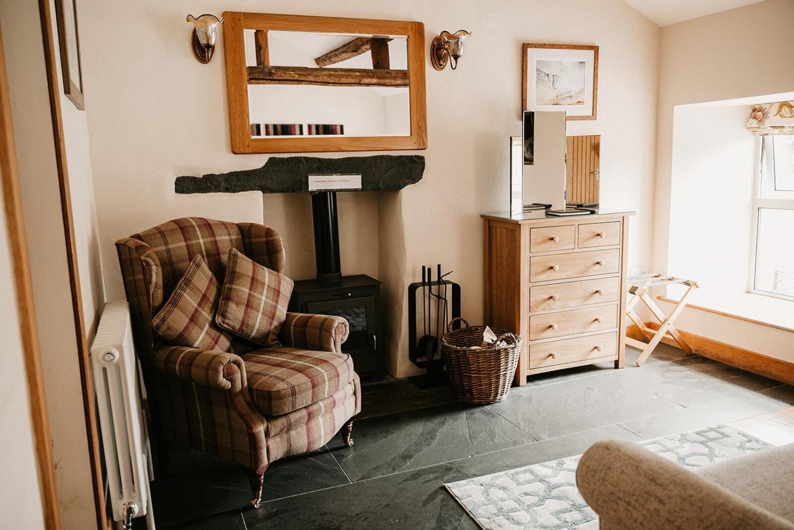 The Wilson Arms Bed & Breakfast Torver Стая снимка